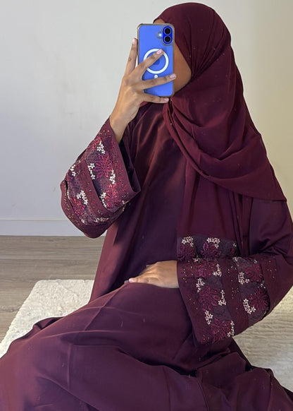 Abaya MÏna